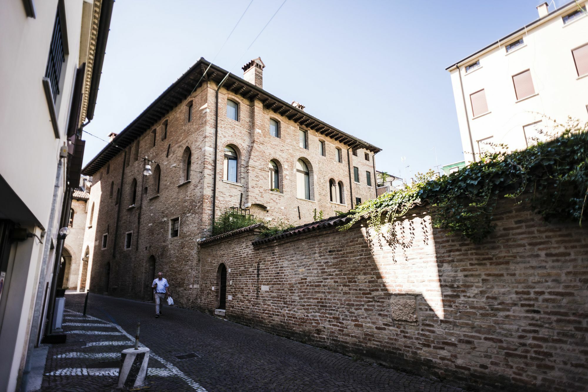 Myplace Via Castelmenardo Apartment Treviso Bagian luar foto